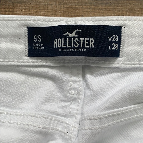White ripped Hollister Jeans - Picture 4 of 7